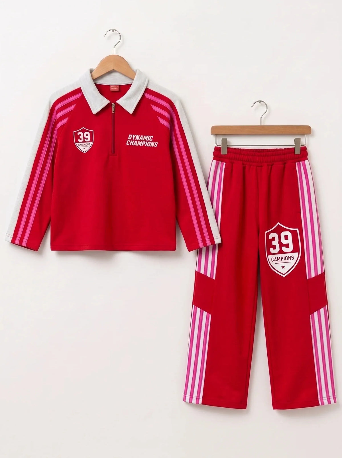 39 Champion Dynamic Red Baggy Tracksuit For Uniesx