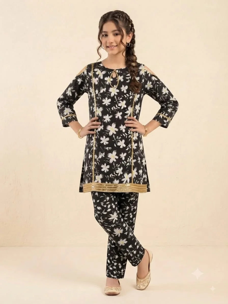 White Sun Flower Black Farshi Shalwar 2 Pcs Suit Girls ( R-85 N)