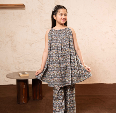 Floral Flower Print  Black Skirt Suit Girls ( R-137 )