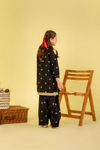 White Print Black Embroidery Suit Girls