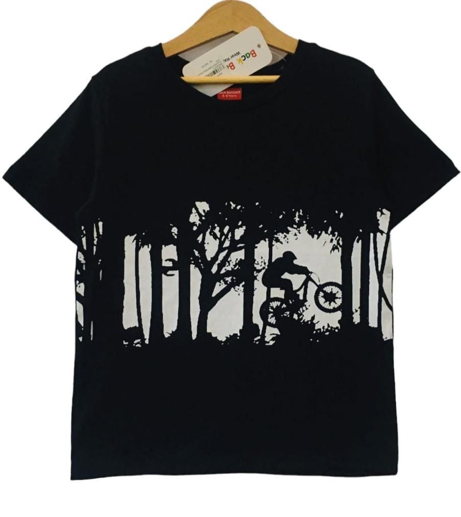 Cackling Black T-Shirt Boys ( R-66 )