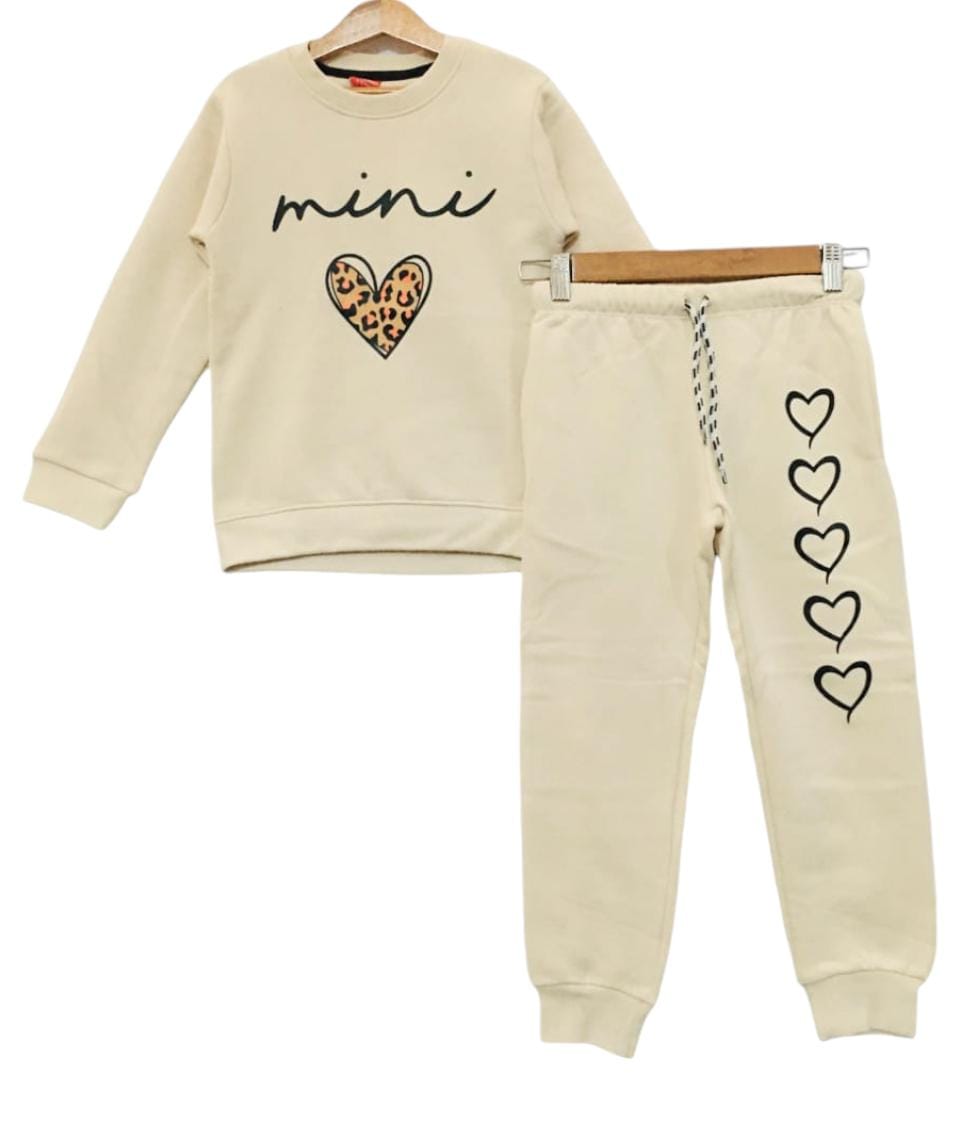 Mini Hearts Cream Track-suit Girls (1)