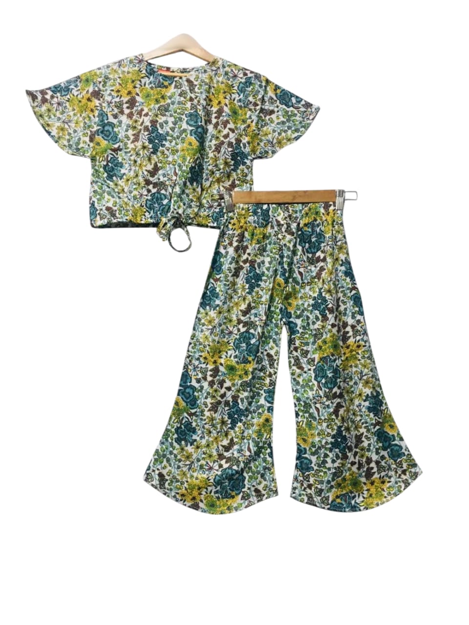 Green Flower & Leave Half Sleeves White Skate Fish Girls ( R-282 )