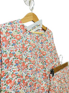 Carrot Flower & Green Leaves Full Sleeve Cream Skate Fish Girls(R-463)