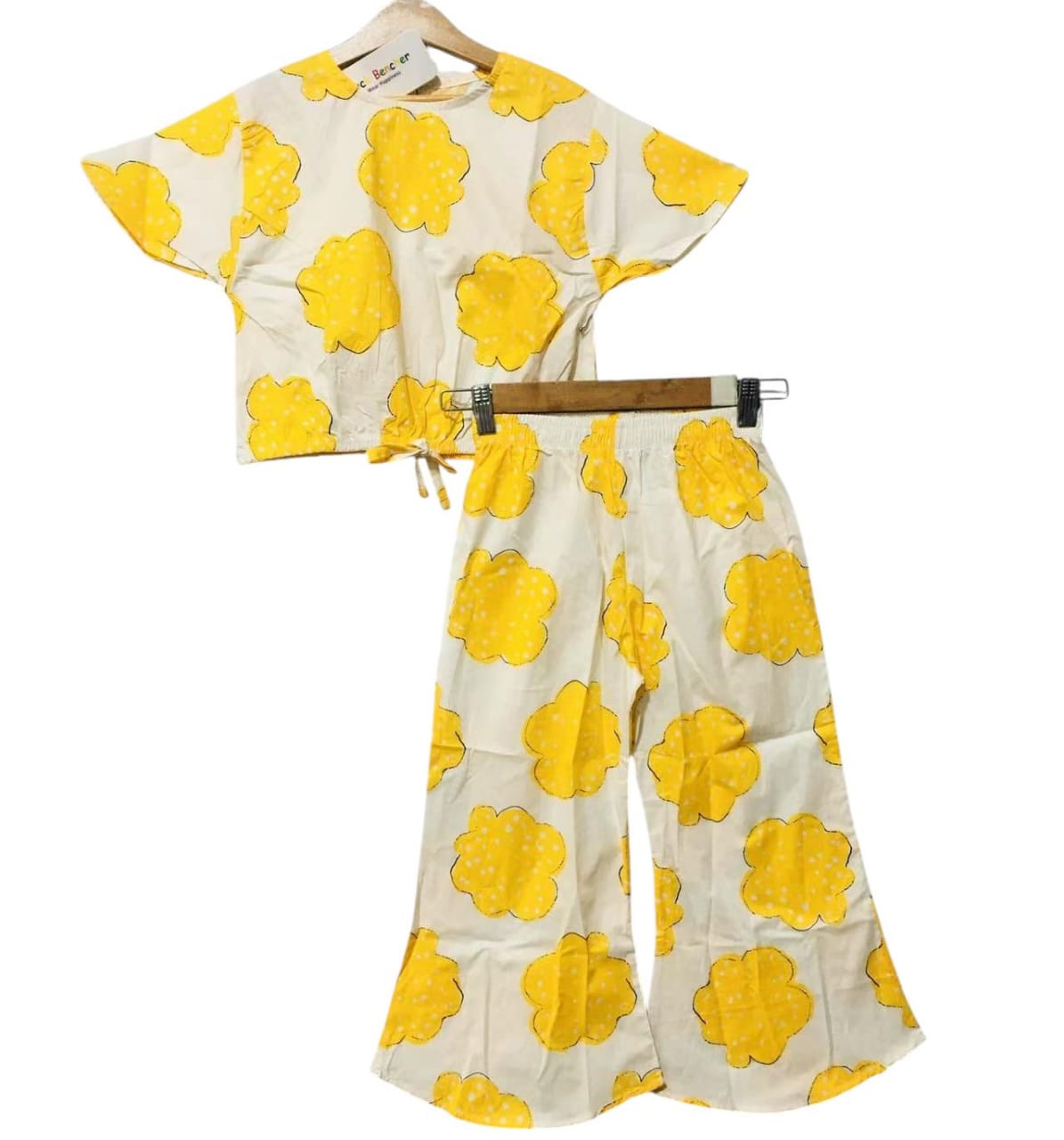 Yellow Shade Half Sleeve White Skate Fish Girls