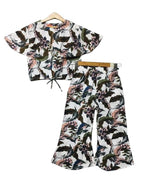 Leaves & Flowers Half sleeve white skate fish Girl