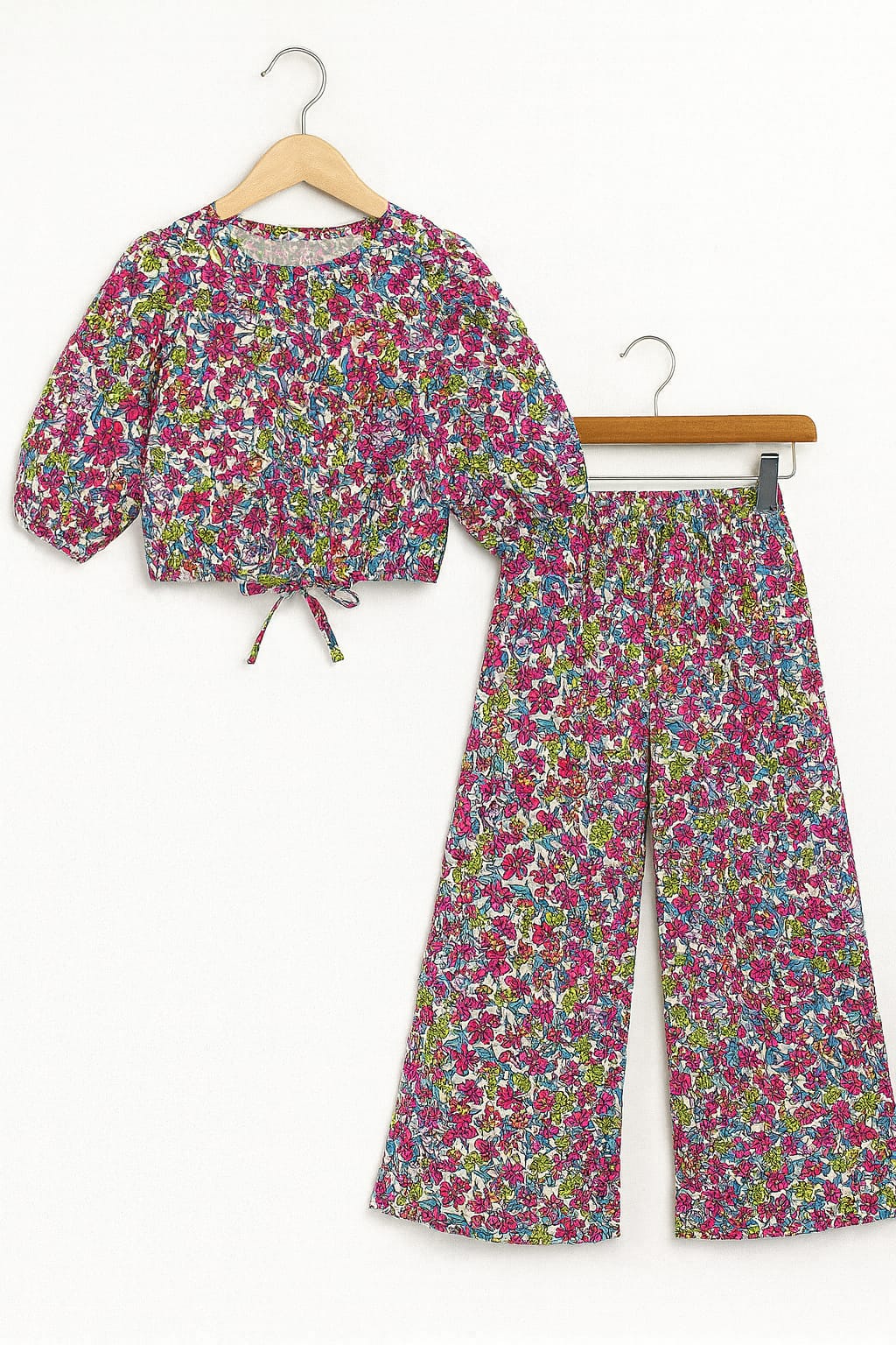 Parrot & Pink Flower Full Sleeve White Skate Fish Girls