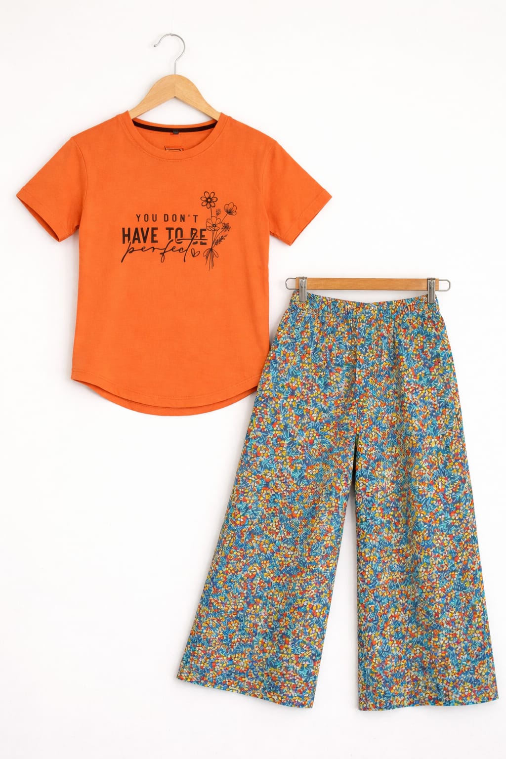 Have To Be Perfect Orange T-Shirt & Flapper Girls ( R-452 N )