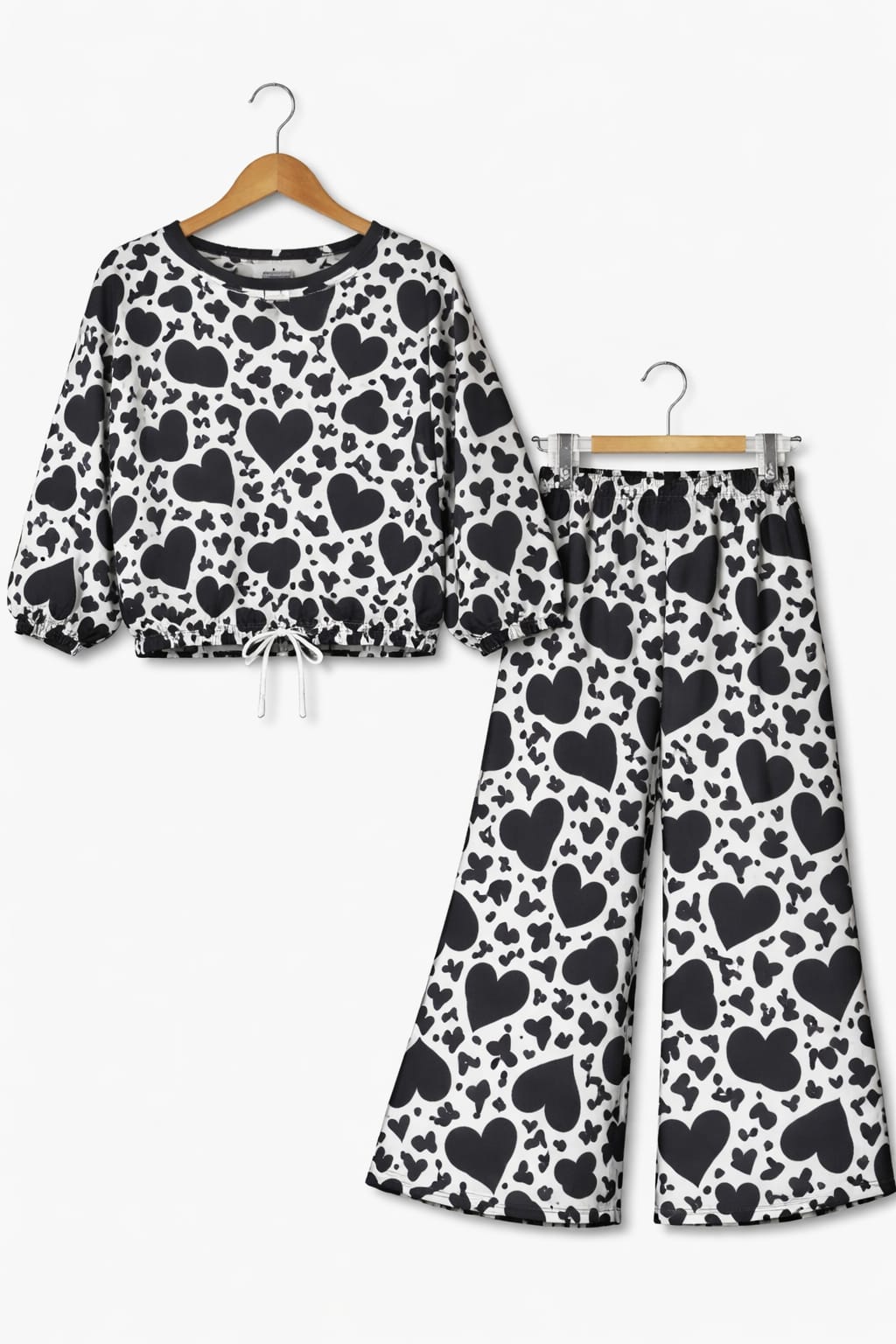 Black Heart All Over Print Full Sleeve White Skate Fish Girls