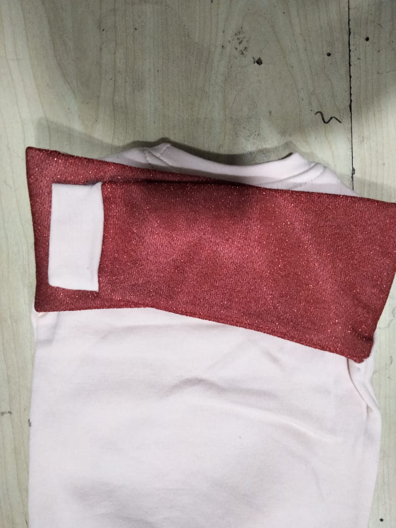 Front Pocket Peach Sweatshirt Girls ( R-176 ) ( Factory )