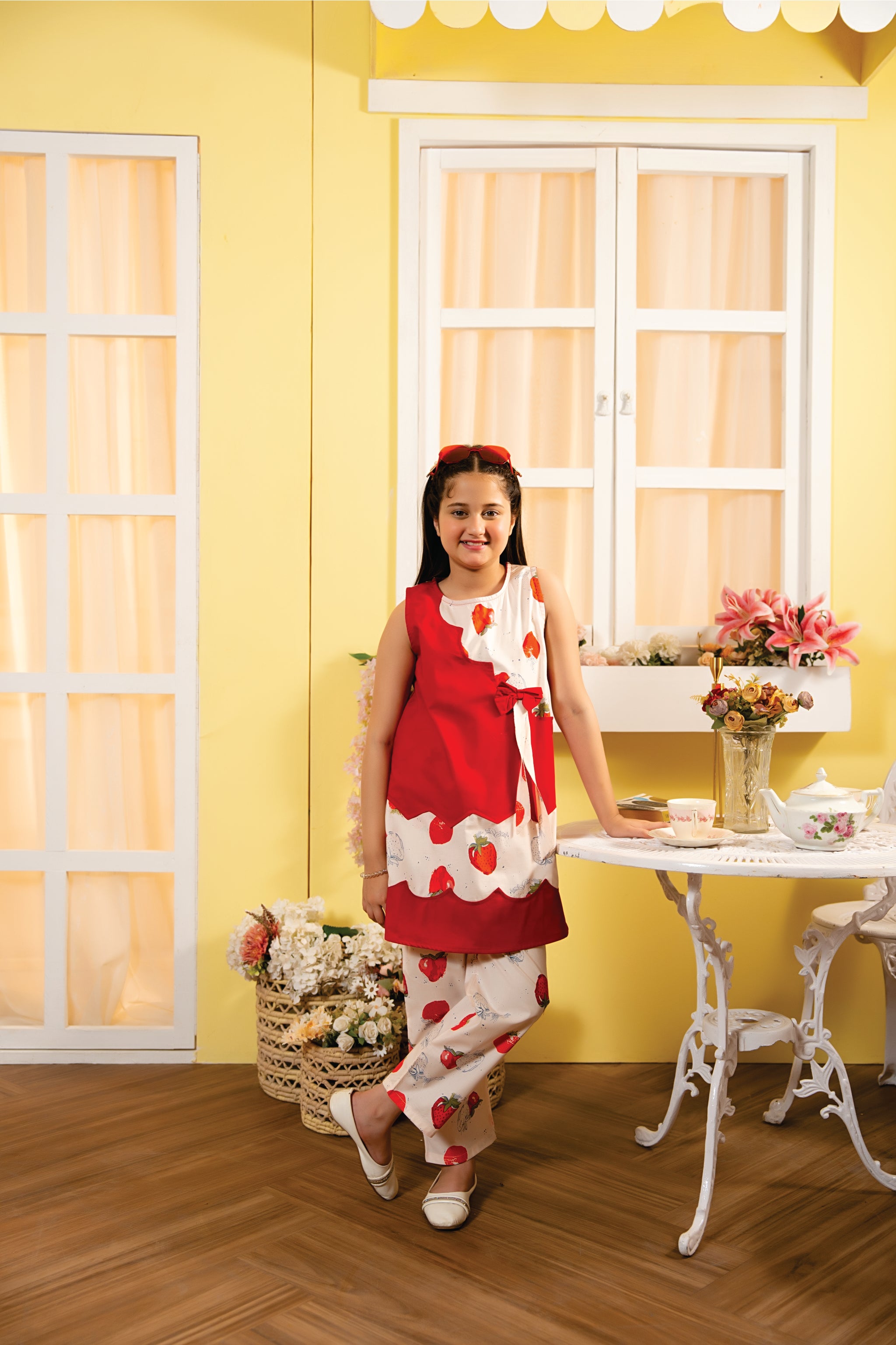 Strawberry Print Sleeveless Peach Red Pair Girls ( CC )