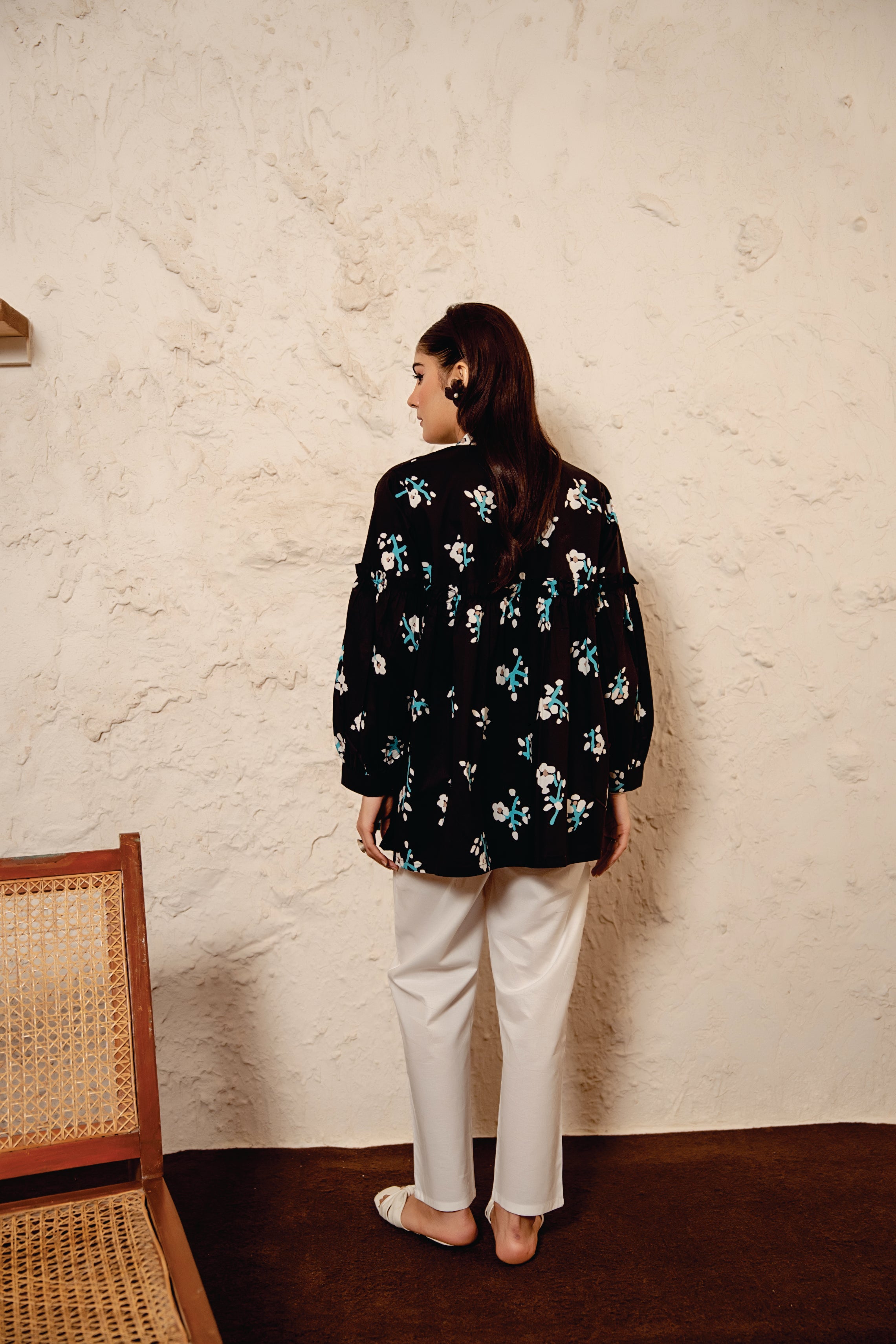 White Flower All Over Print Black Frock Women(R-374N)