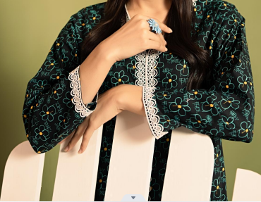 Green Flower Black 2Pcs Suit Women