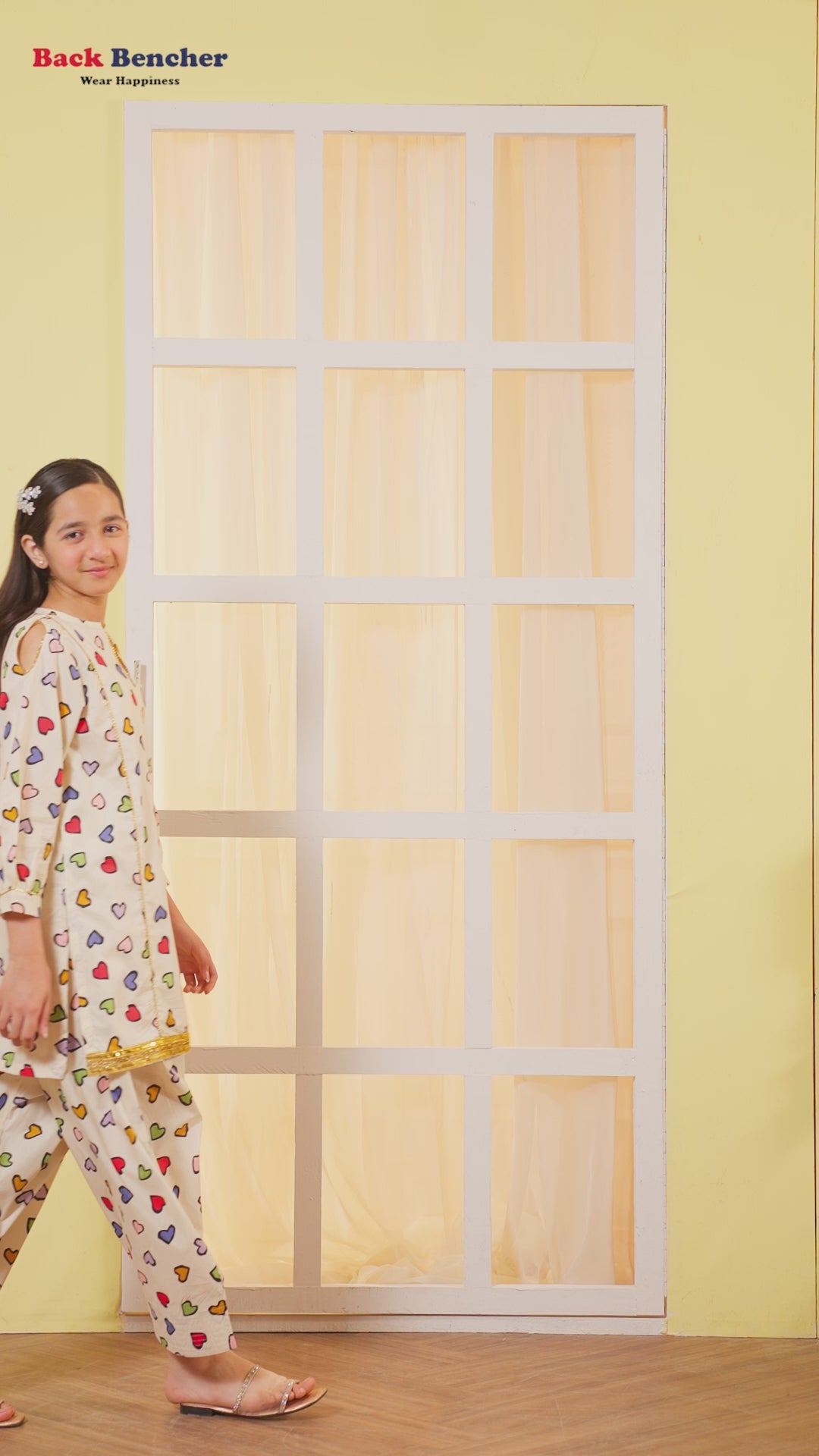 Multi Heart All Over Print Cream 2Pcs Suit Girls ( R-40 )