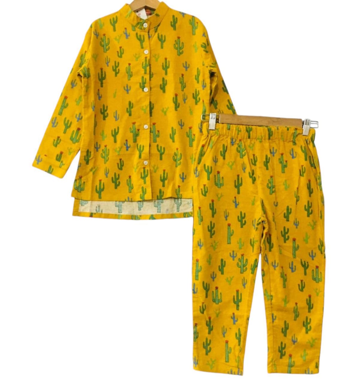 Cactus Yellow Girl Pairs Girls ( R-99 )